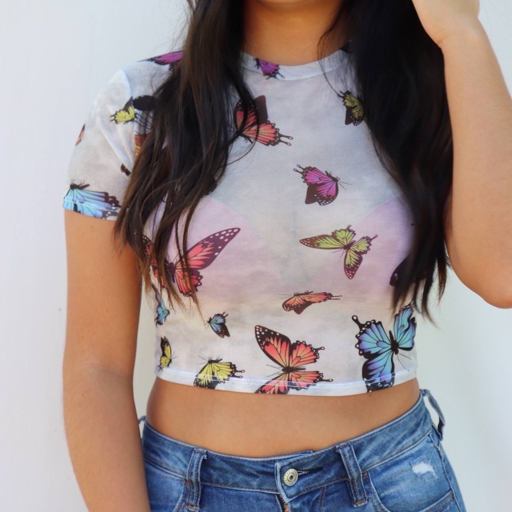 Butterfly short sleeve crop top